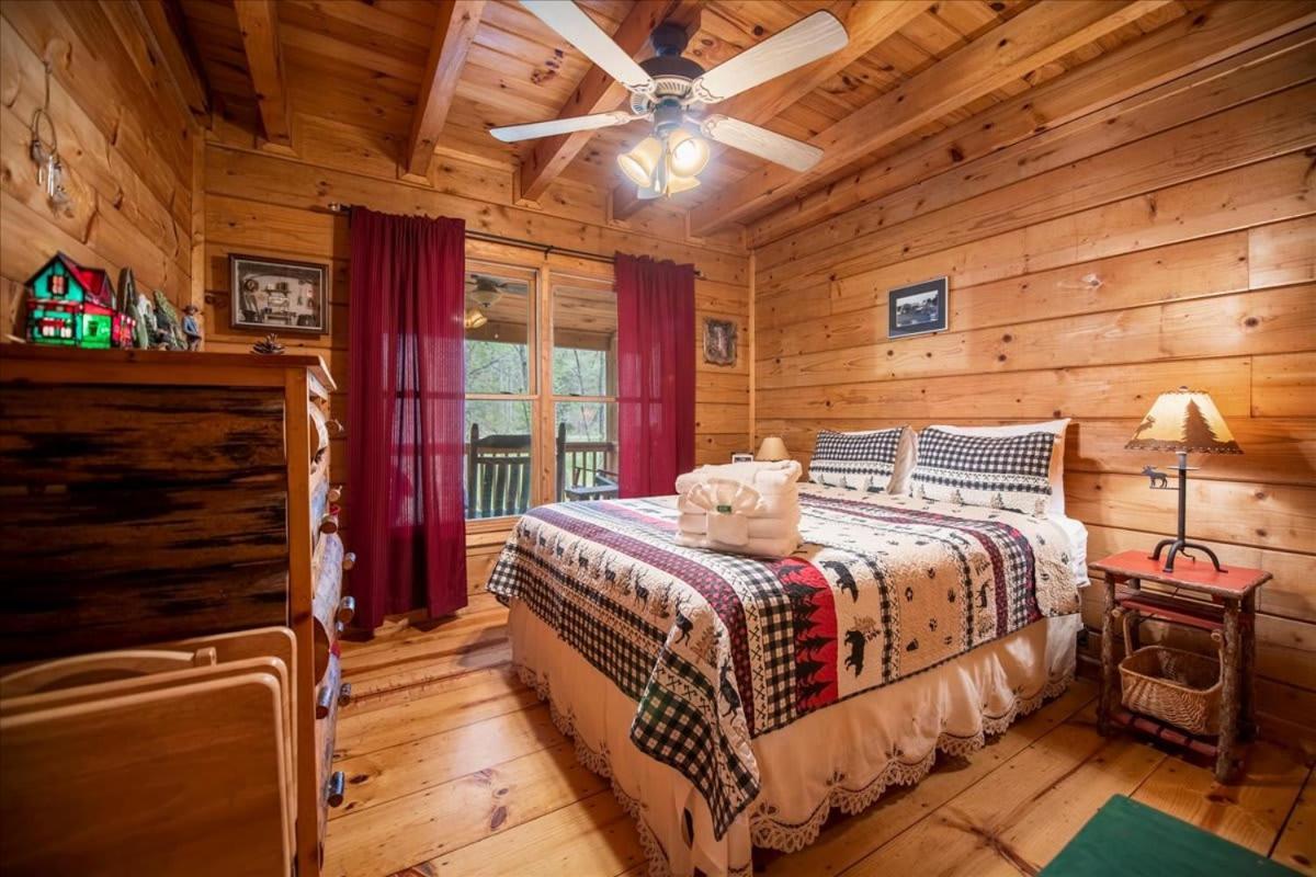 Cozy Cabin Beside Briar Creek, Fire Pit, Wifi Βίλα Ellijay Εξωτερικό φωτογραφία
